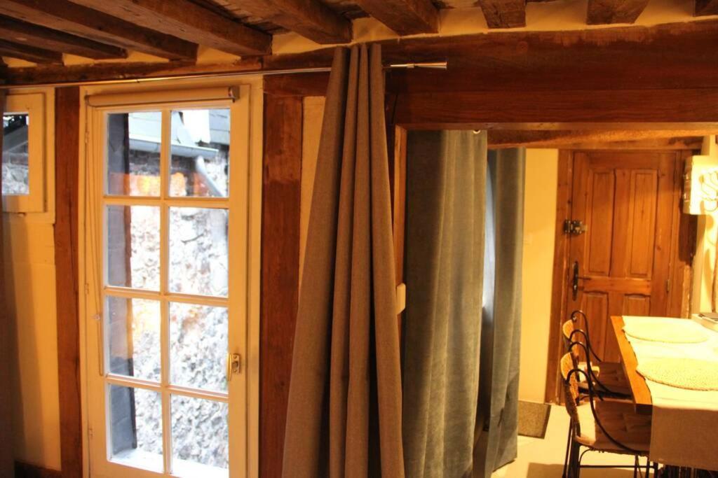 Cosy Studio Place Sainte Catherine Honfleur Exterior foto