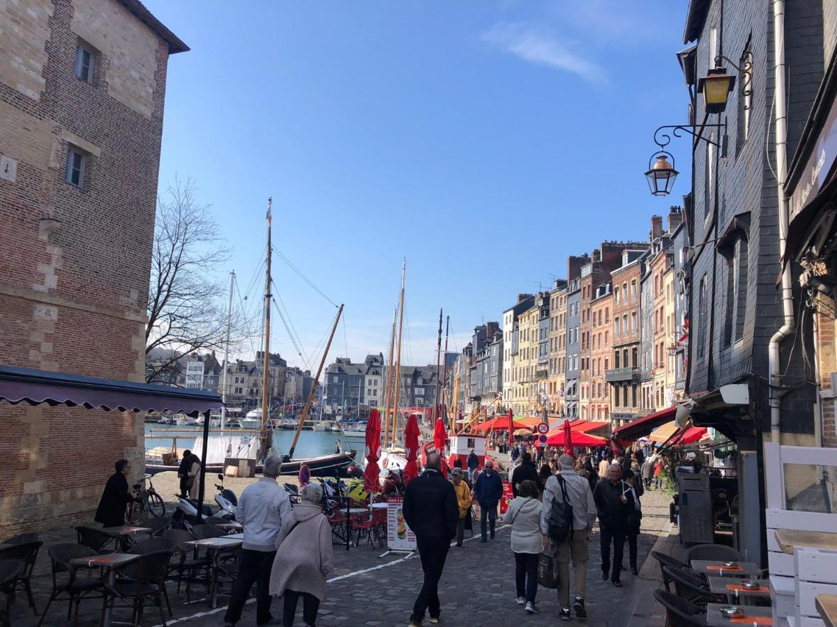 Cosy Studio Place Sainte Catherine Honfleur Exterior foto